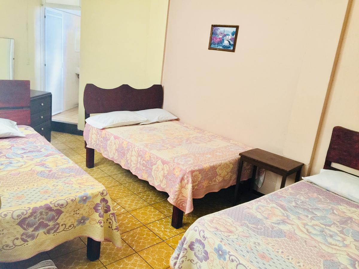 Hotel Emil Tequila Esterno foto